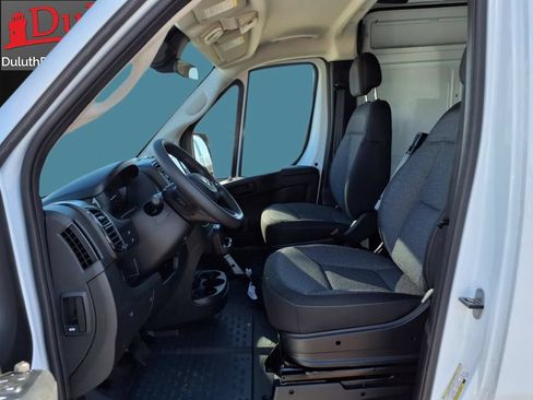 New 2025 RAM ProMaster 2500 w/ Convenience Group FWD image 6