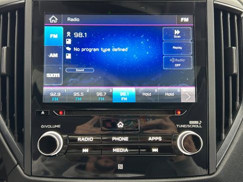 Used 2021 Subaru Crosstrek 2.5i Sport w/ Moonroof Package AWD/4WD image 5