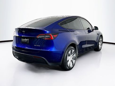 Used 2023 Tesla Model Y Long Range image 9