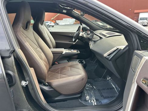 Used 2024 BMW iX M60 image 14