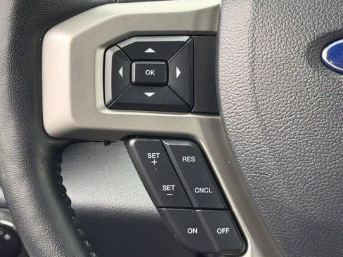 Certified 2022 Ford F250 Lariat w/ Black Appearance Package AWD/4WD image 23