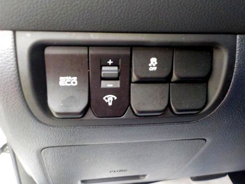 Used 2017 Kia Rio LX image 11