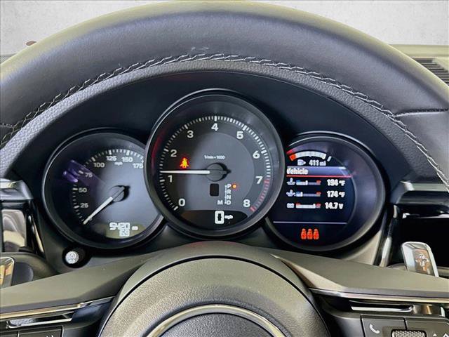 Certified 2026 Porsche Macan Turbo AWD/4WD image 15