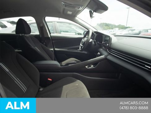 Used 2023 Hyundai Elantra SEL FWD image 21