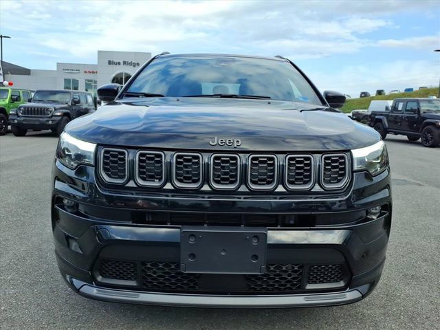 Used 2025 Jeep Compass Limited w/ High Altitude Package AWD/4WD image 11