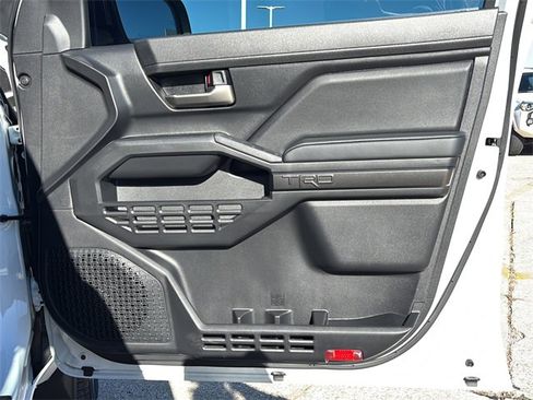 Used 2024 Toyota Tacoma TRD Sport image 10
