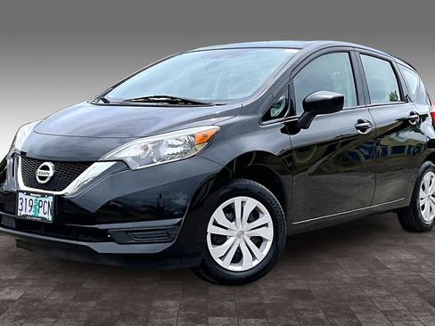 Used 2019 Nissan Versa Note SV FWD image 2