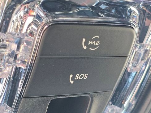 New 2026 Mercedes-Benz GLB 35 AMG 4MATIC image 8