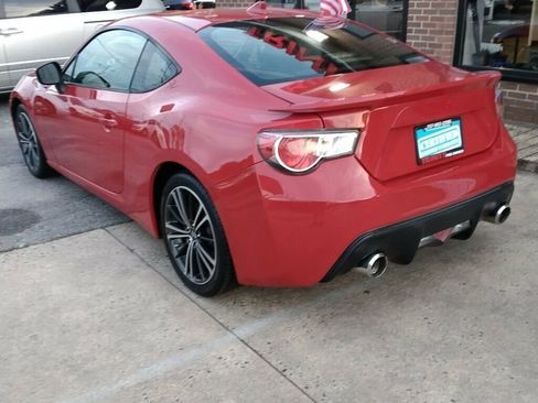 Used 2015 Scion FR-S 2dr Coupe Manual image 2