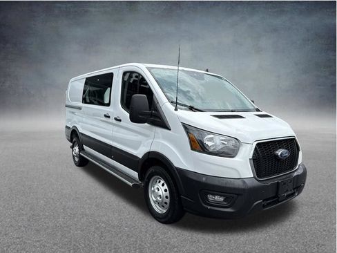 Used 2024 Ford Transit 250 Low Roof AWD w/ Exterior Upgrade Package image 8