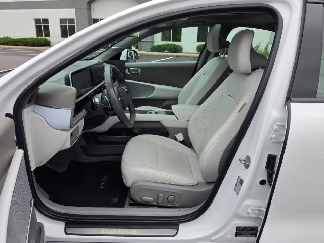 Used 2023 Hyundai Ioniq 6 Limited AWD/4WD image 29