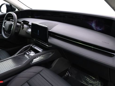 New 2026 Lincoln Nautilus Reserve w/ Jet Appearance Package image 15