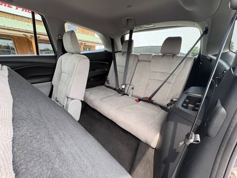 Used 2020 Honda Pilot EX image 18