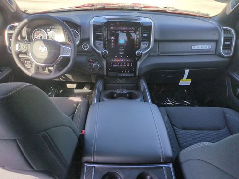 New 2026 RAM 1500 4x4 Crew Cab image 15