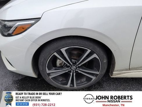 Used 2021 Nissan Sentra SR w/ SR Premium Package FWD image 3