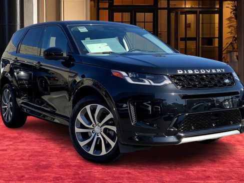 Used 2024 Land Rover Discovery Sport S image 2