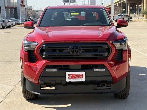 Used 2026 Toyota Tacoma SR5 AWD/4WD image 7