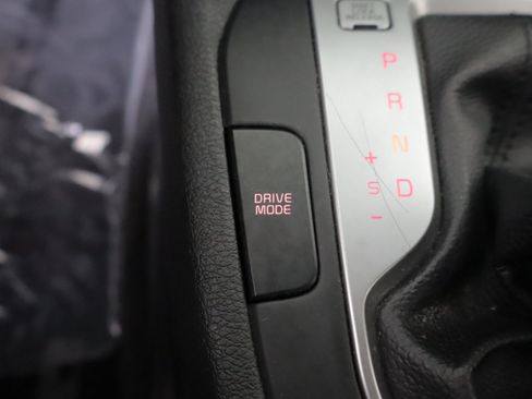 Used 2019 Kia Forte LXS FWD image 13