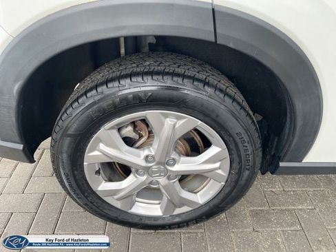 Used 2023 Honda HR-V LX image 8