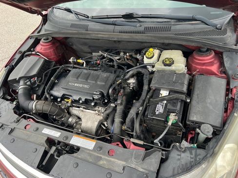 Used 2015 Chevrolet Cruze LT w/ RS Package image 26