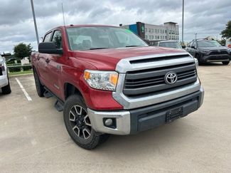 Used 2015 Toyota Tundra SR5 w/ TRD Off Road Package AWD/4WD video 1