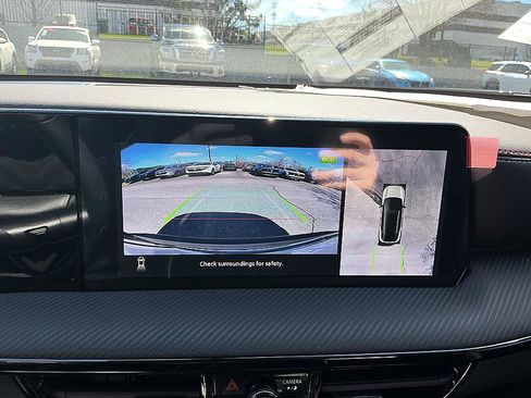 New 2026 Nissan Kicks SR image 18