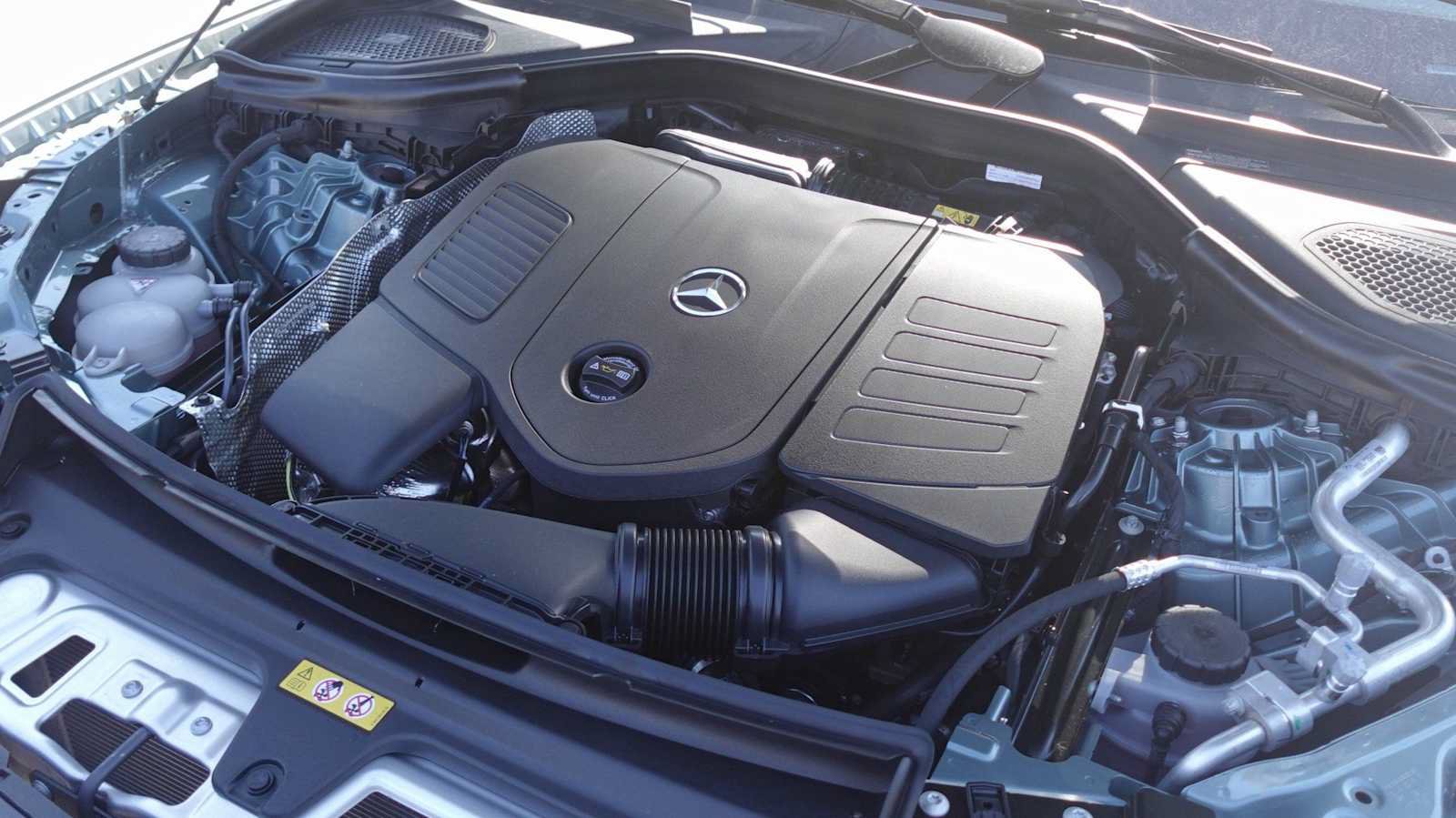 Used 2026 Mercedes-Benz GLC 300 4MATIC image 11