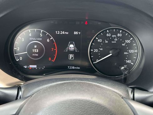 Used 2023 Nissan Kicks SV FWD image 11