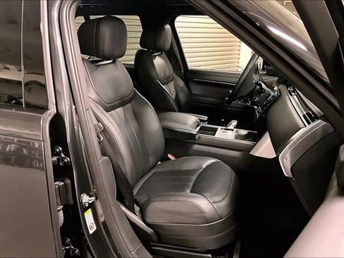 Certified 2024 Land Rover Range Rover SE AWD/4WD image 6