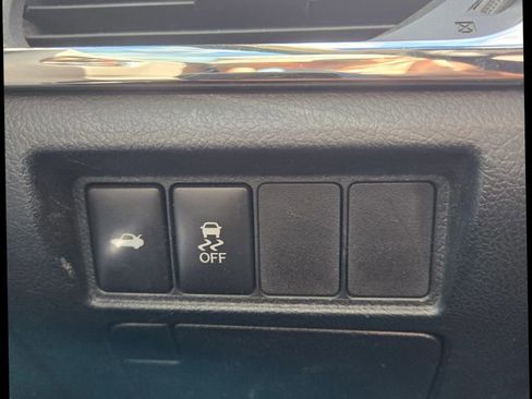 Used 2015 Toyota Avalon XLE Premium w/ Preferred Accessory Package image 26