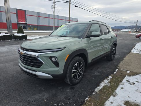 New 2026 Chevrolet TrailBlazer LT w/ LT Cold Weather Package image 8