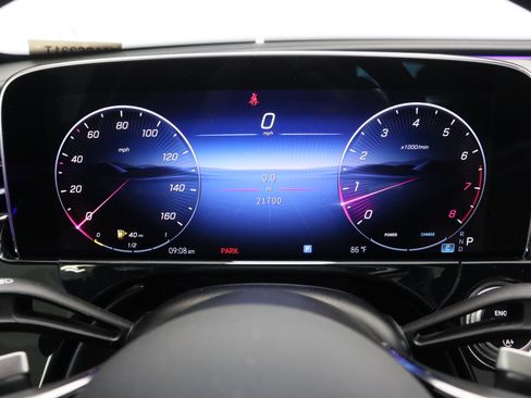 Used 2025 Mercedes-Benz E 350 Sedan image 42