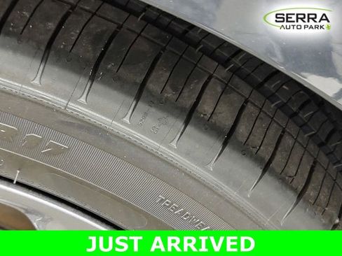 Certified 2023 Honda Accord EX image 10