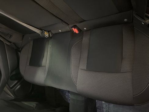 Used 2023 Subaru Outback Premium image 12