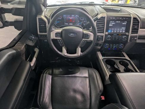 Used 2019 Ford F250 Lariat w/ Lariat Ultimate Package AWD/4WD image 16