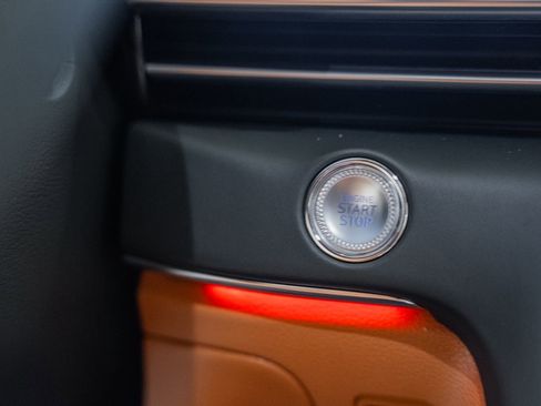 Used 2025 Genesis GV80 2.5T Prestige image 31