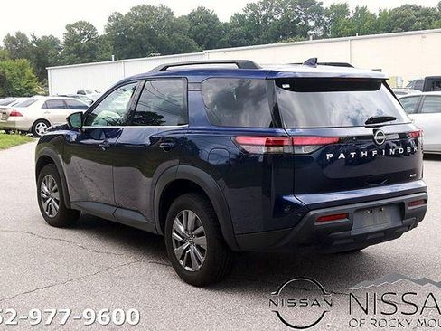 Certified 2025 Nissan Pathfinder SV AWD/4WD image 5