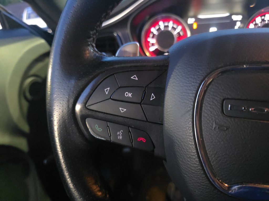 Used 2016 Dodge Challenger R/T Plus RWD image 17
