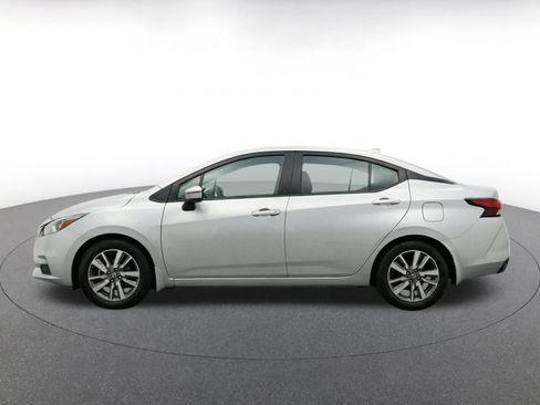 Used 2025 Nissan Versa SV FWD image 4
