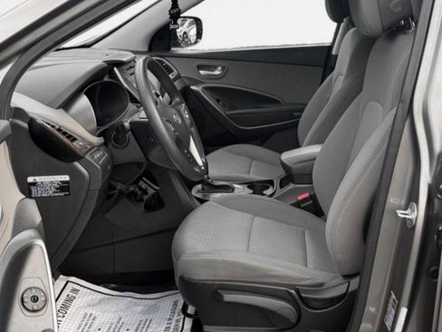 Used 2018 Hyundai Santa Fe Sport image 12
