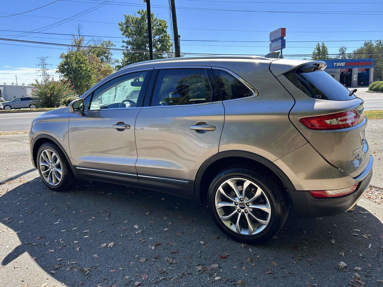 Used 2018 Lincoln MKC Select w/ Select Plus Package FWD image 7
