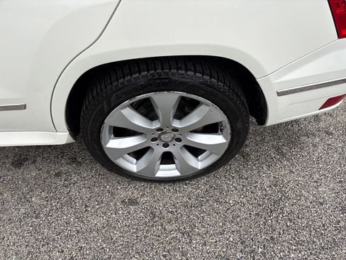 Used 2011 Mercedes-Benz GLK 350 4MATIC image 27