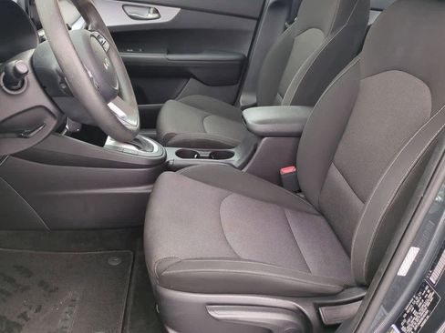 Used 2022 Kia Forte LXS image 14