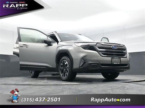 Certified 2025 Subaru Forester Premium image 30