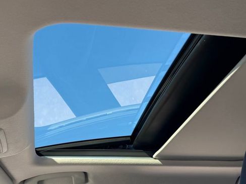 New 2026 Nissan Kicks SV w/ SV Premium Package FWD image 20