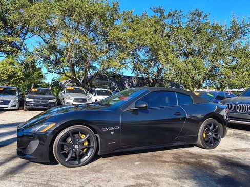 Used 2015 Maserati GranTurismo Sport image 4