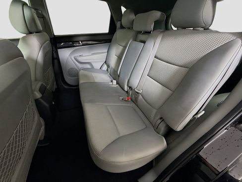 Used 2011 Kia Sorento LX image 21