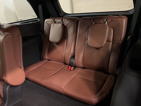New 2026 Lincoln Aviator Reserve w/ Jet Appearance Package AWD/4WD image 31