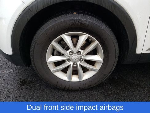 Used 2017 Kia Sorento LX w/ LX Convenience Package image 27