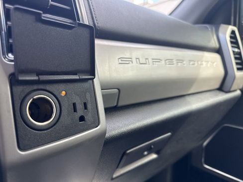 Used 2019 Ford F250 Lariat w/ Lariat Ultimate Package image 29